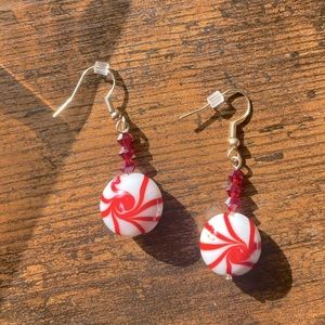 Peppermint Hug Earrings.